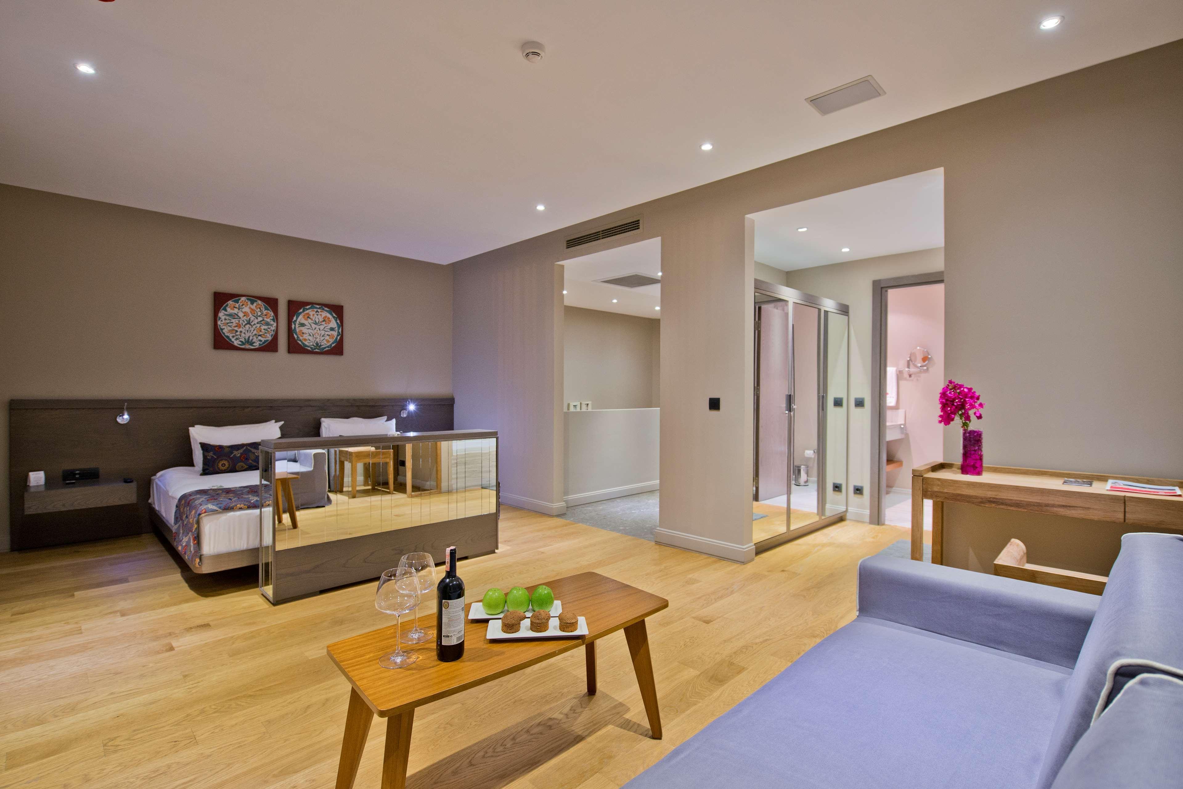 מלון Ramada By Wyndham Bodrum