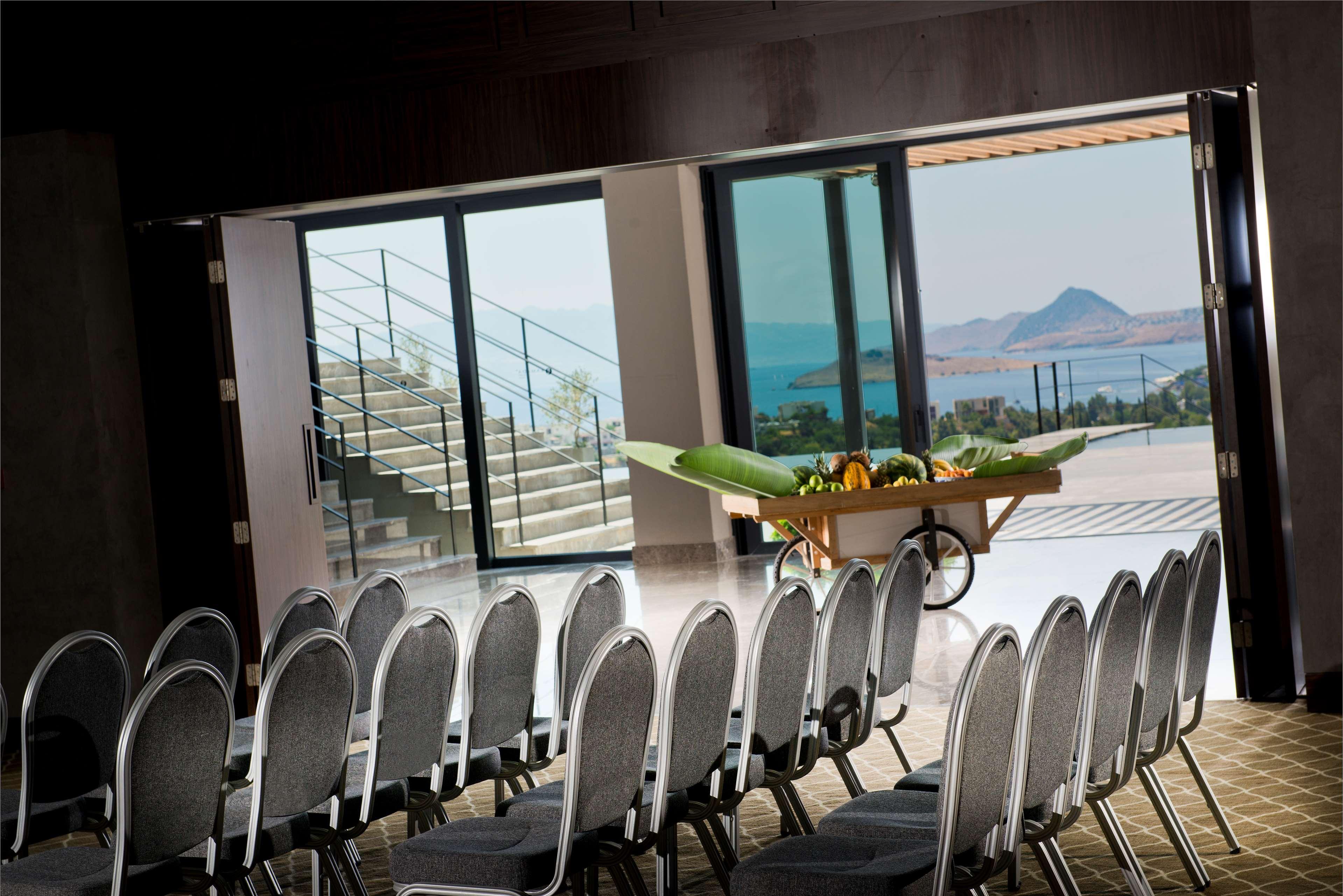 מלון Ramada By Wyndham Bodrum