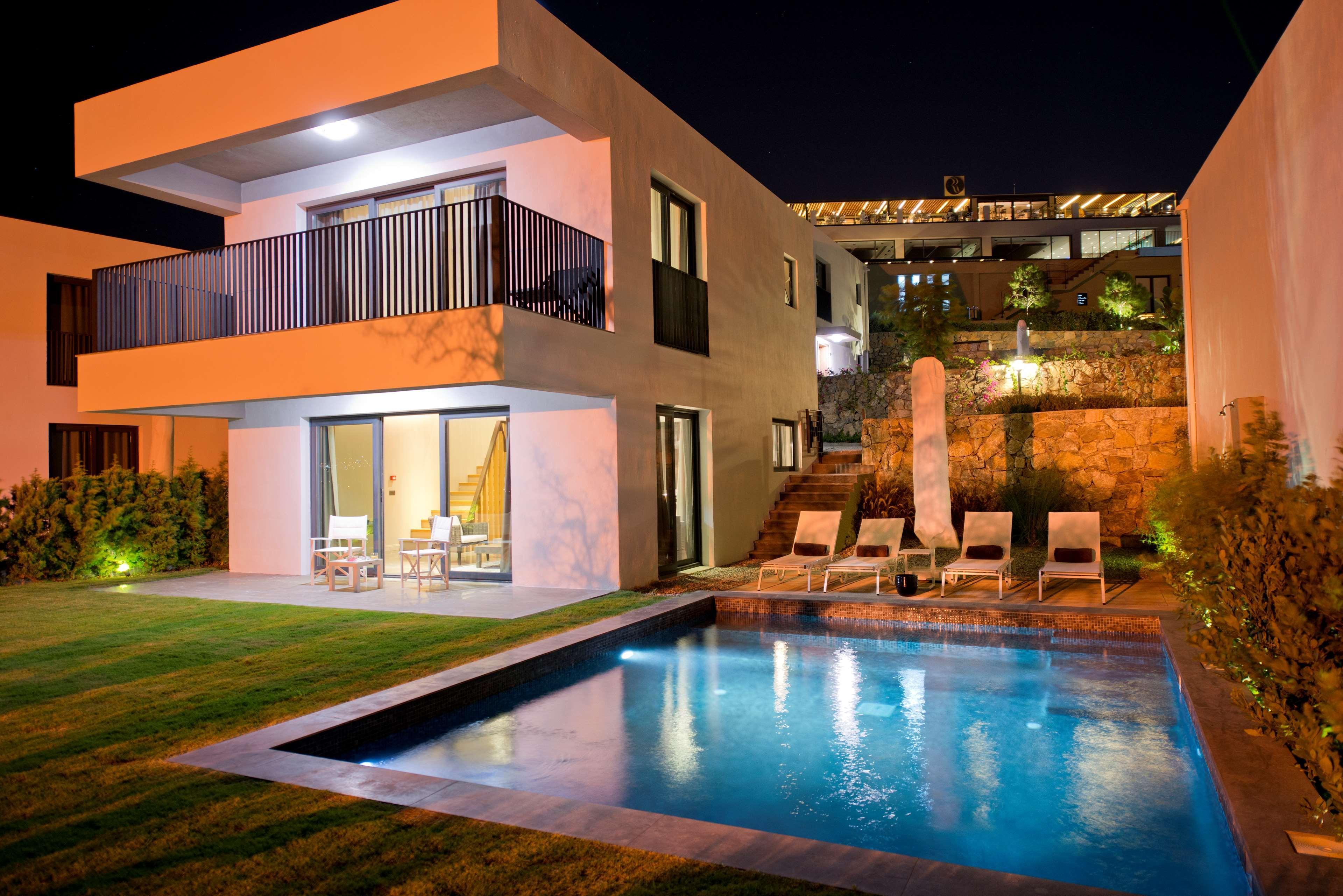 Ramada By Wyndham Bodrum מלון