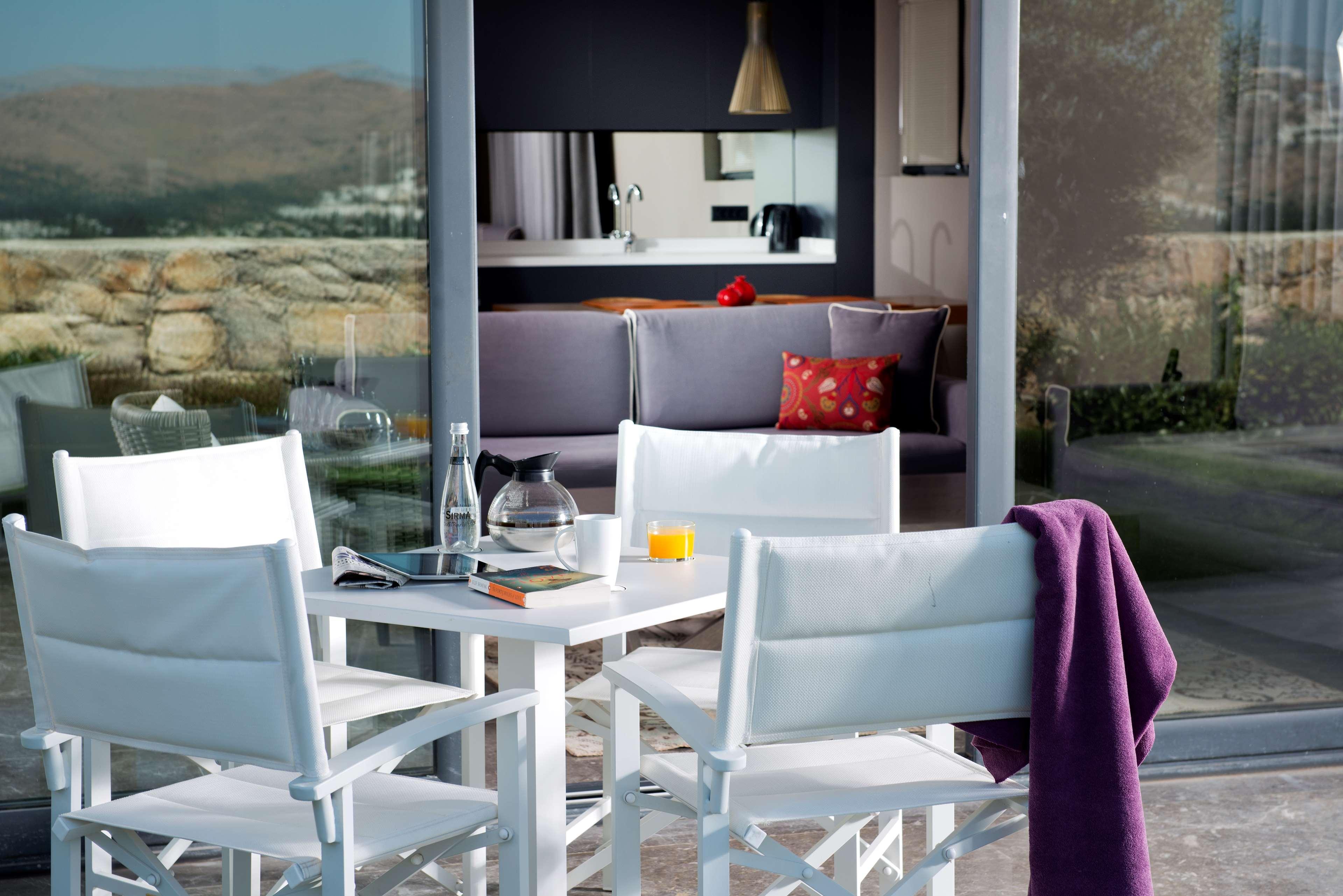 Ramada By Wyndham Bodrum Готель Бітез